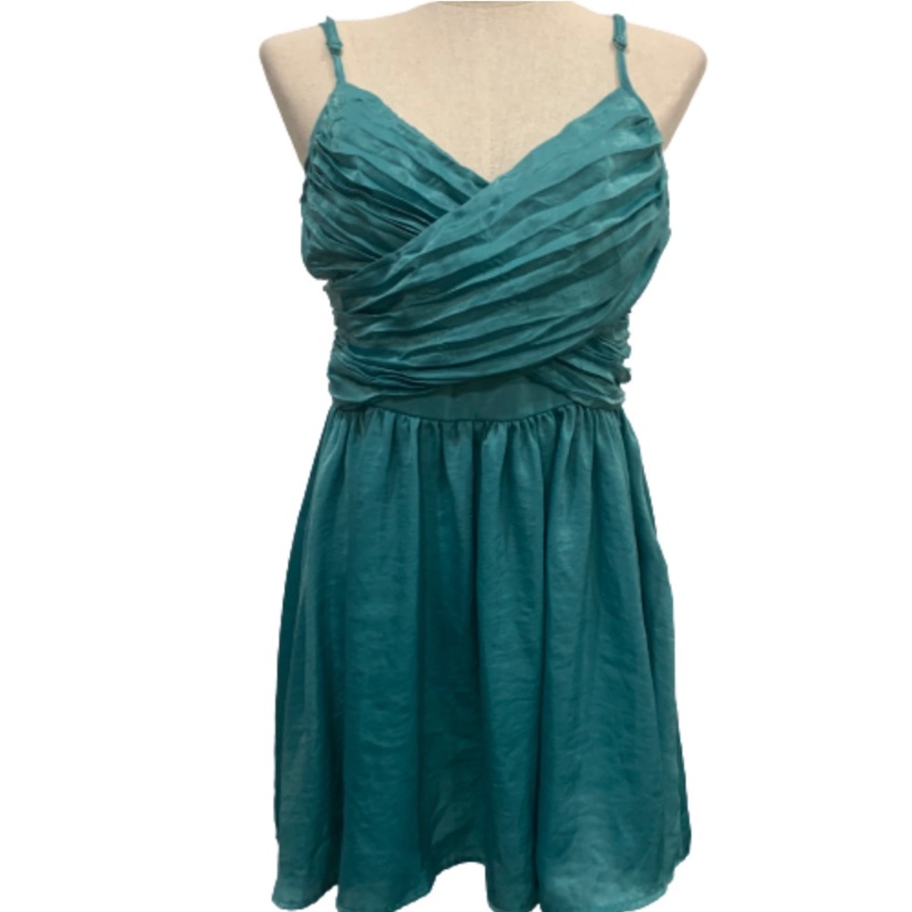 I love H81 forever 21 turquoise strappy silk dress